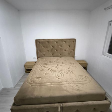 Hidden Villa Apartments Kotor Bagian luar foto
