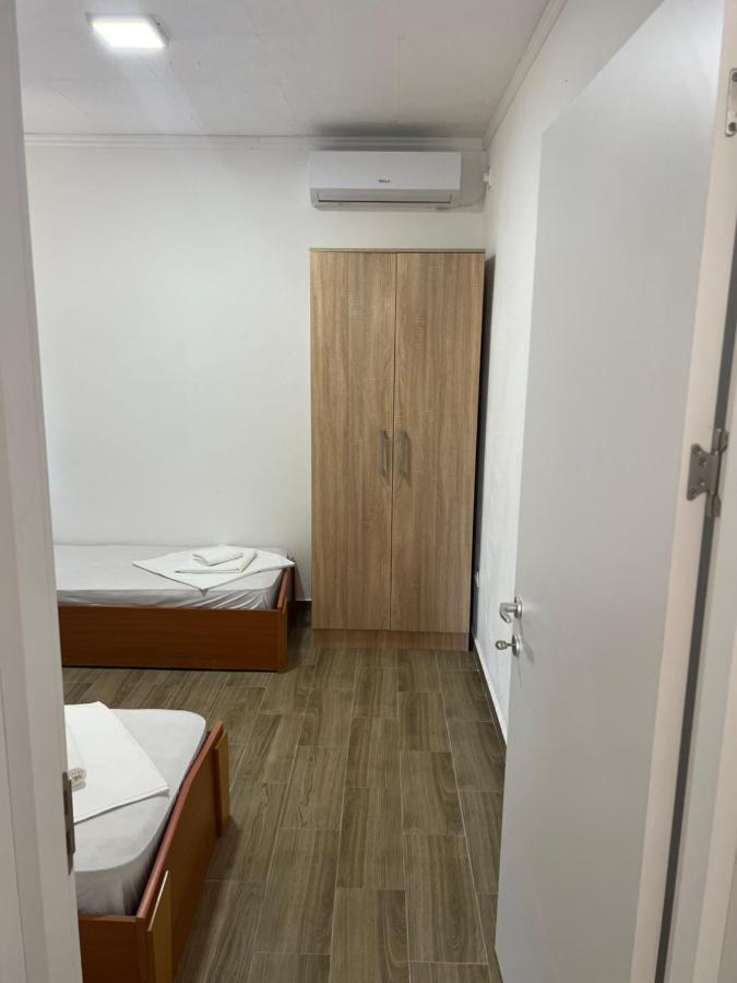 Hidden Villa Apartments Kotor Bagian luar foto