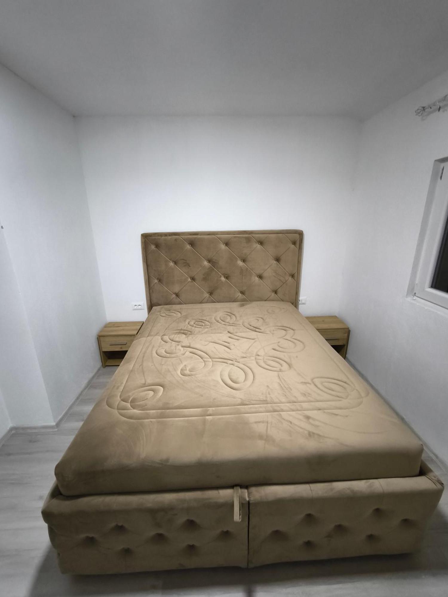 Hidden Villa Apartments Kotor Bagian luar foto